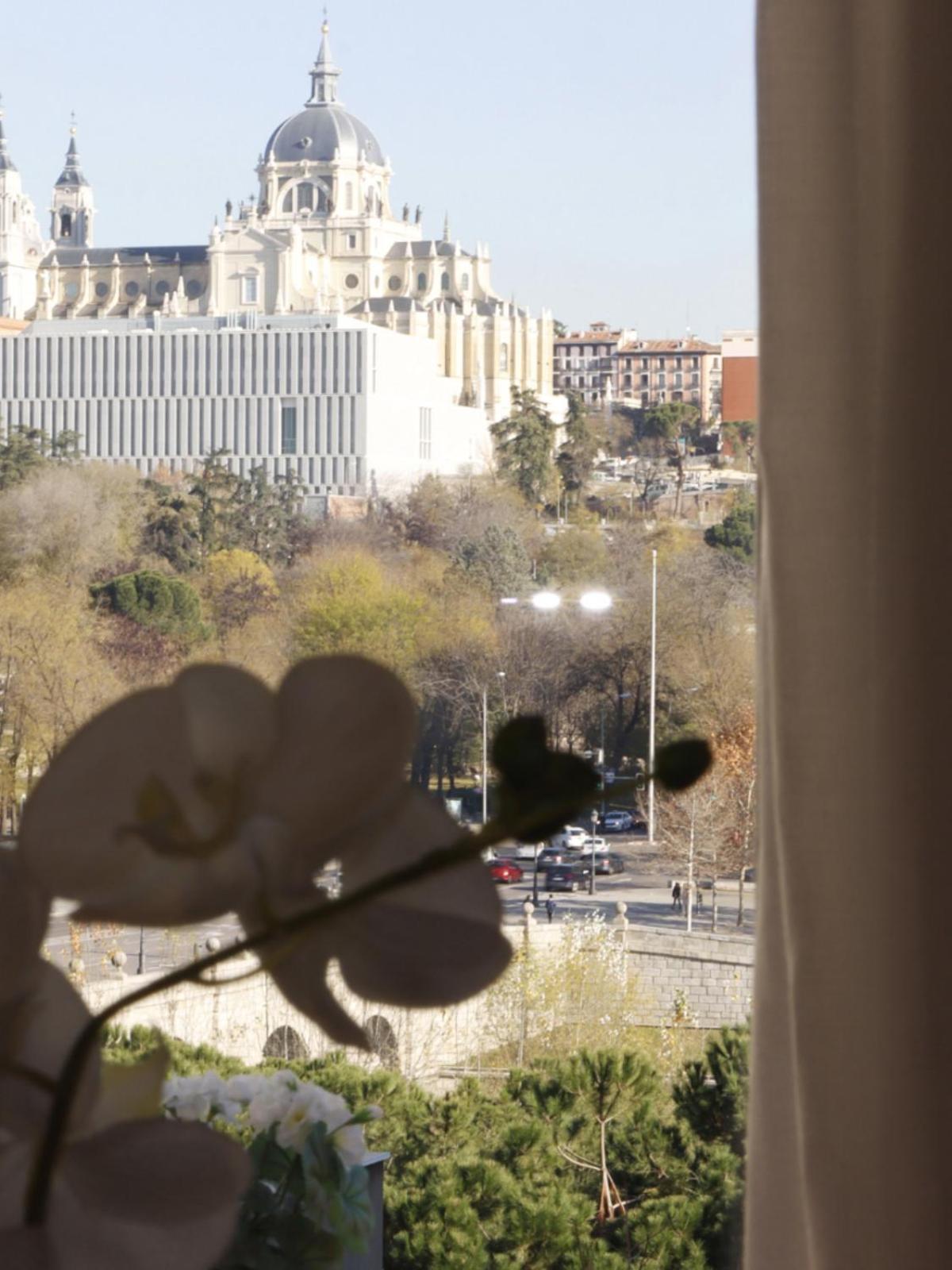 Encantador Alojamiento Junto Al Vibrante Corazon De Madrid Rio Exterior foto